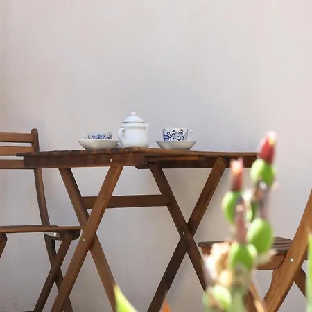 Stone House Pelago 公寓 *